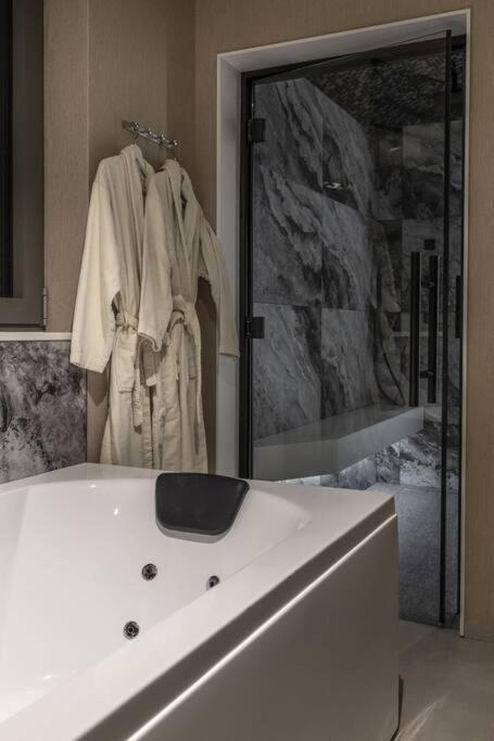 Suitedreams - Bali Suite เลียจ ภายนอก รูปภาพ